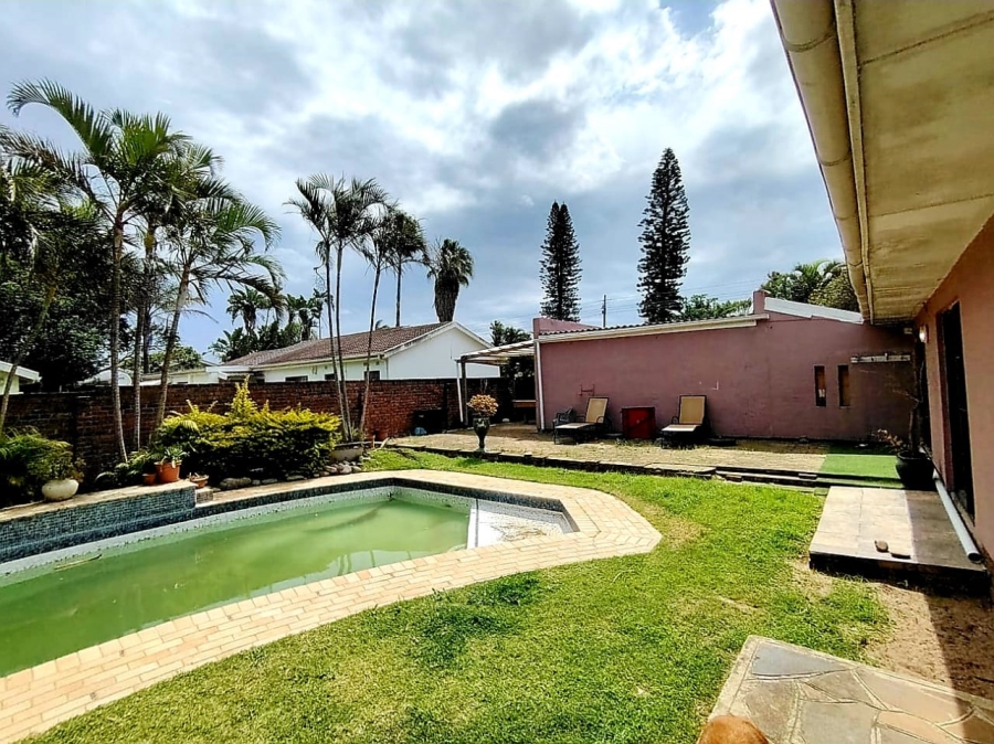 4 Bedroom Property for Sale in Gonubie Eastern Cape